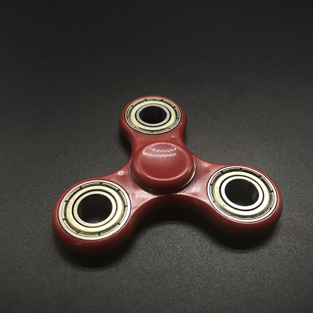 Оптовая продажа! Хороший подшипник Tri-Spinner ABS Спиннеры EDC руки Spinner Для аутизма и СДВГ время вращения Длинные анти-стресс Игрушечные лошадки