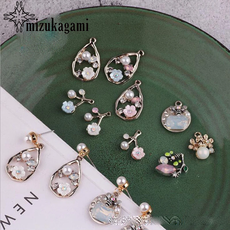 

Zinc Alloy Drill Imitating Shell Honeybee Droplets Charms 10pcs/lot For DIY Fashion Jewelry Making Finding Accessories