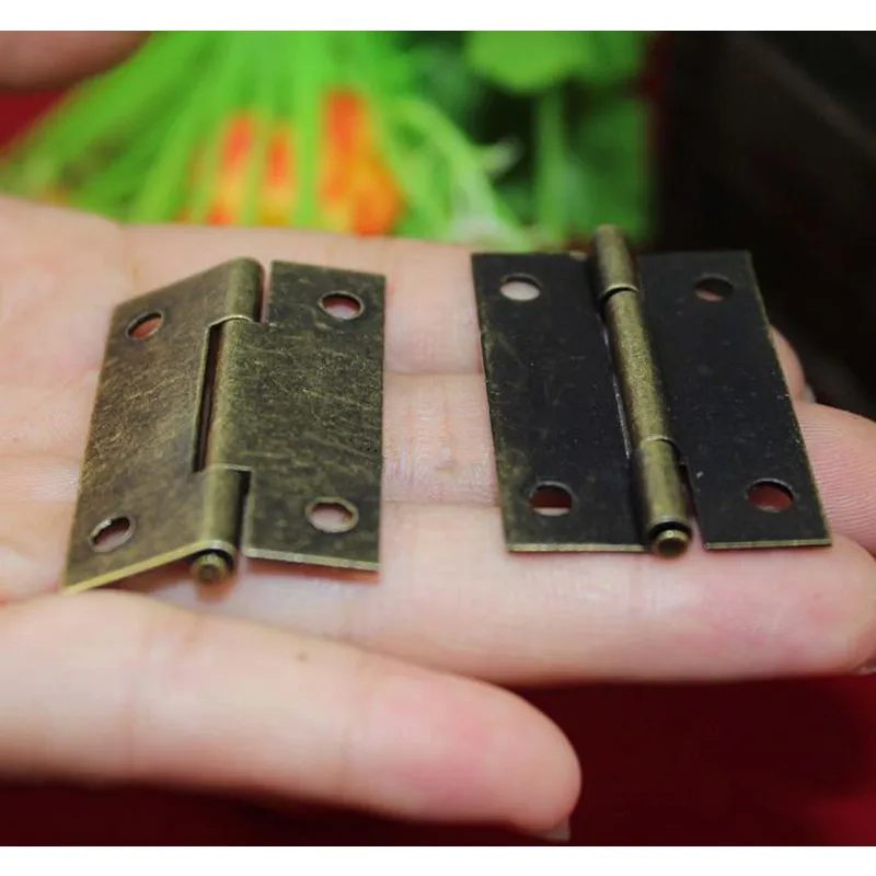 Cabinet-Door-Luggage-Mini-Hinge-4-Holes-Decor-Furniture-Decoration-Antique-Vintage-Old-Style-Bronze-Tone (1)