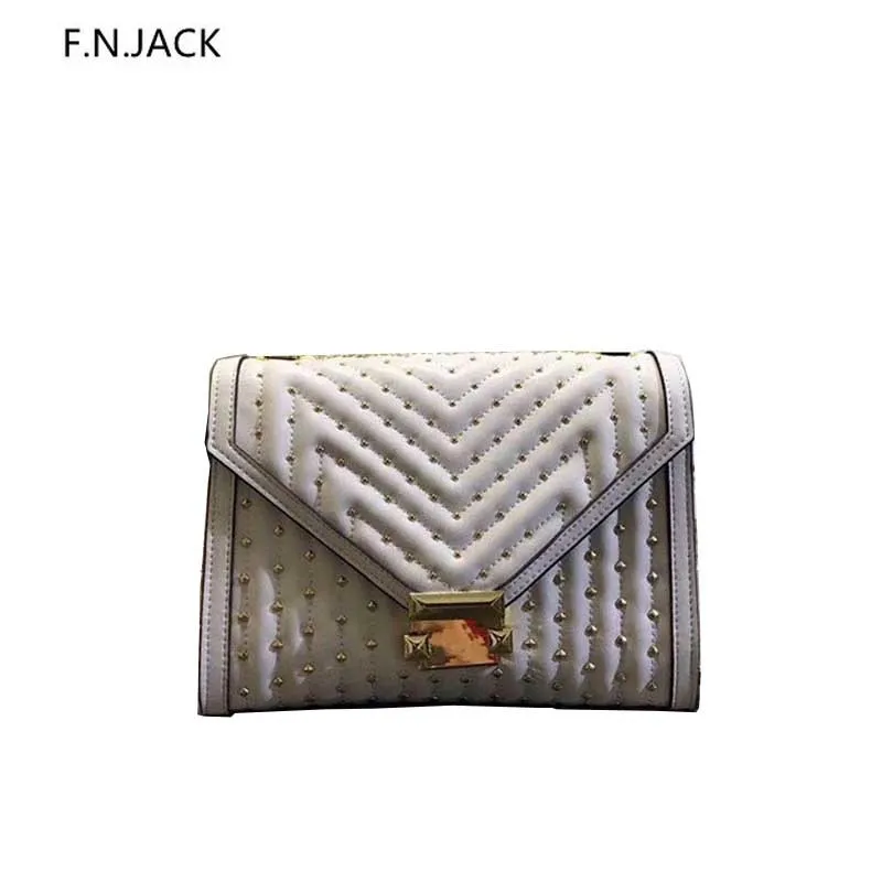 

Crossbody bags for women designer new leather rivet chains large shoulder bag soft and comfortable fashion ladies bags 2019