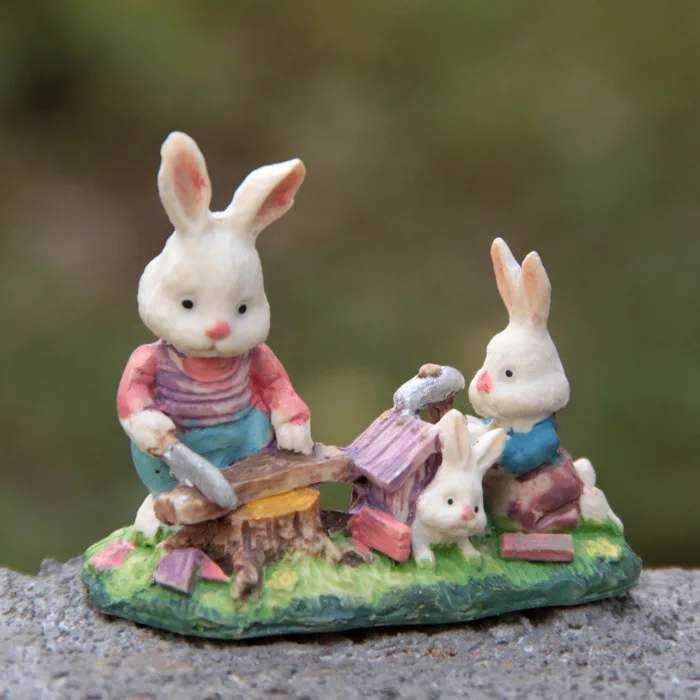 

New 5.5 cm rabbit family built house DIY hand to do Microscopic bonsai garden decoration ornament action figure free shipping