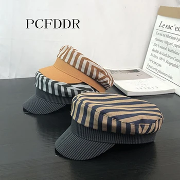 

PCFDDR New Korean striped Beret outdoor sunshade fashionable duck tongue cap.