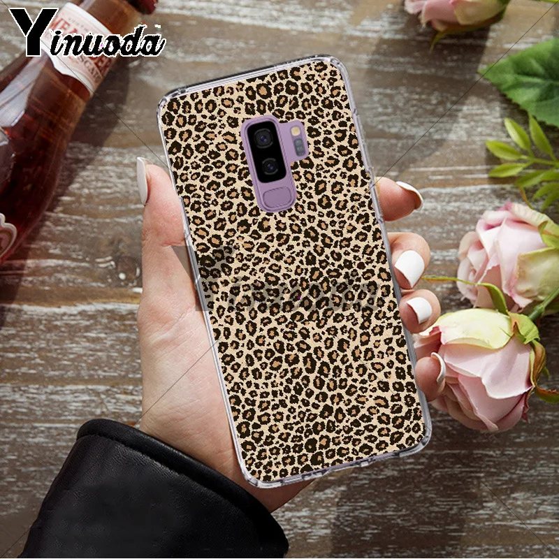 giraffe leopard tiger zebra Wild Print 