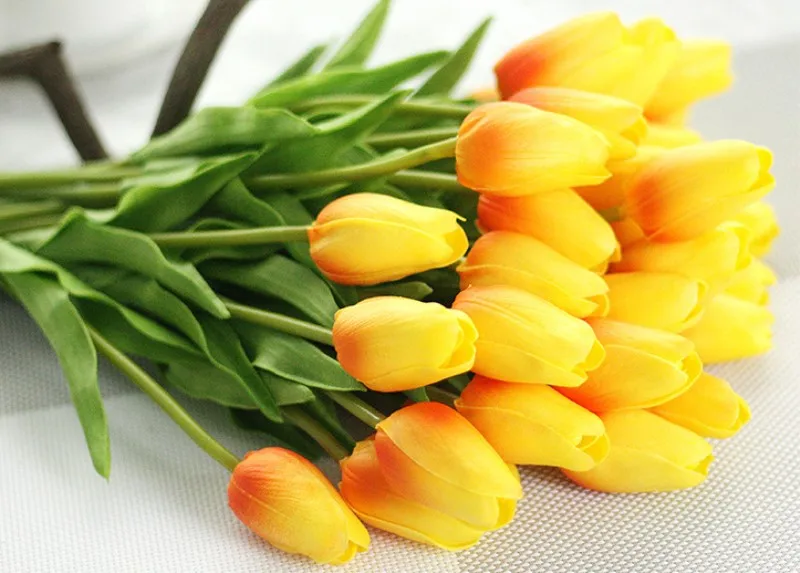 1 шт. тюльпаны Искусственные цветы полиуретан с эффектом реального прикосновения искусственное украшение мини-Тюльпан для дома Свадебные Декоративные цветы - Цвет: Orange Tulips