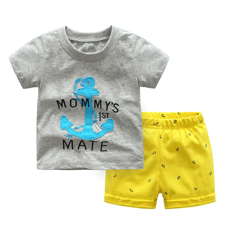 Мальчики комплект одежды 2018 летняя детская одежда для мальчика мамы 1st Коврики с буквенным принтом комплект из 2 предметов хлопковая