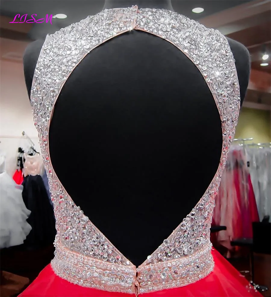 Vestidos Delaware 15 anos kristályok golyós Bor színe Quinceañera dresses organza Vörös biliárdgolyó báli Félfogadás gowns ruffled sequins gyöngyös Jószagú 16 ruhát