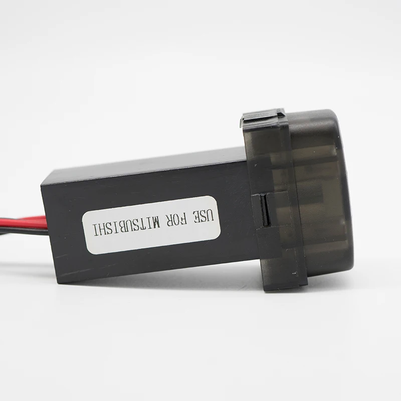 12 В для Mitsubishi Loseless Refit Dual USB Автомобильное зарядное устройство вольтметр