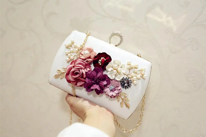 2022 High Quality Luxury Handmade Flowers Evening Bags Brand Dinner Clutch Purse With Chain Flower Banquet Bags MN258