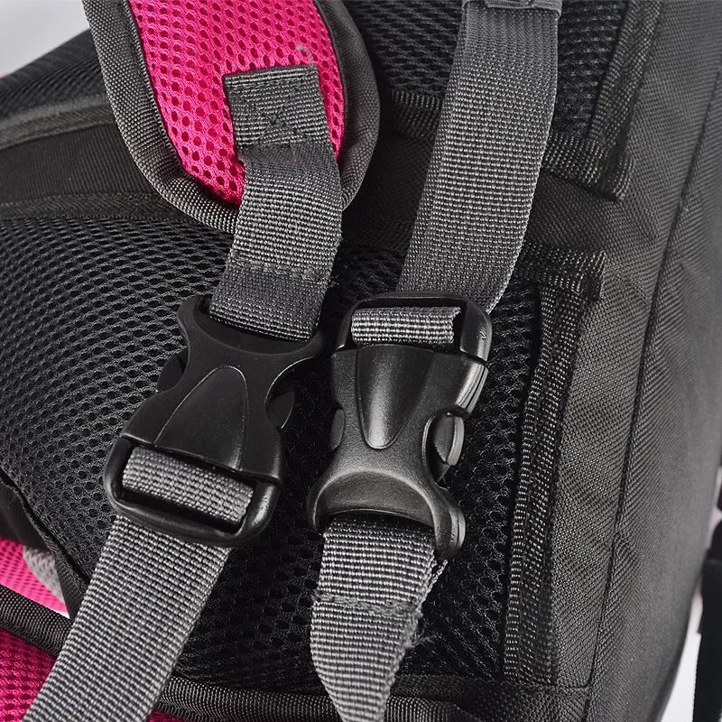 New Pet Backpack Dog Bags Dog Carrier Pet Dog Front Bag Puppy Dog Portable Travel Bag Mesh Backpack Head out Double Shoulder Bag