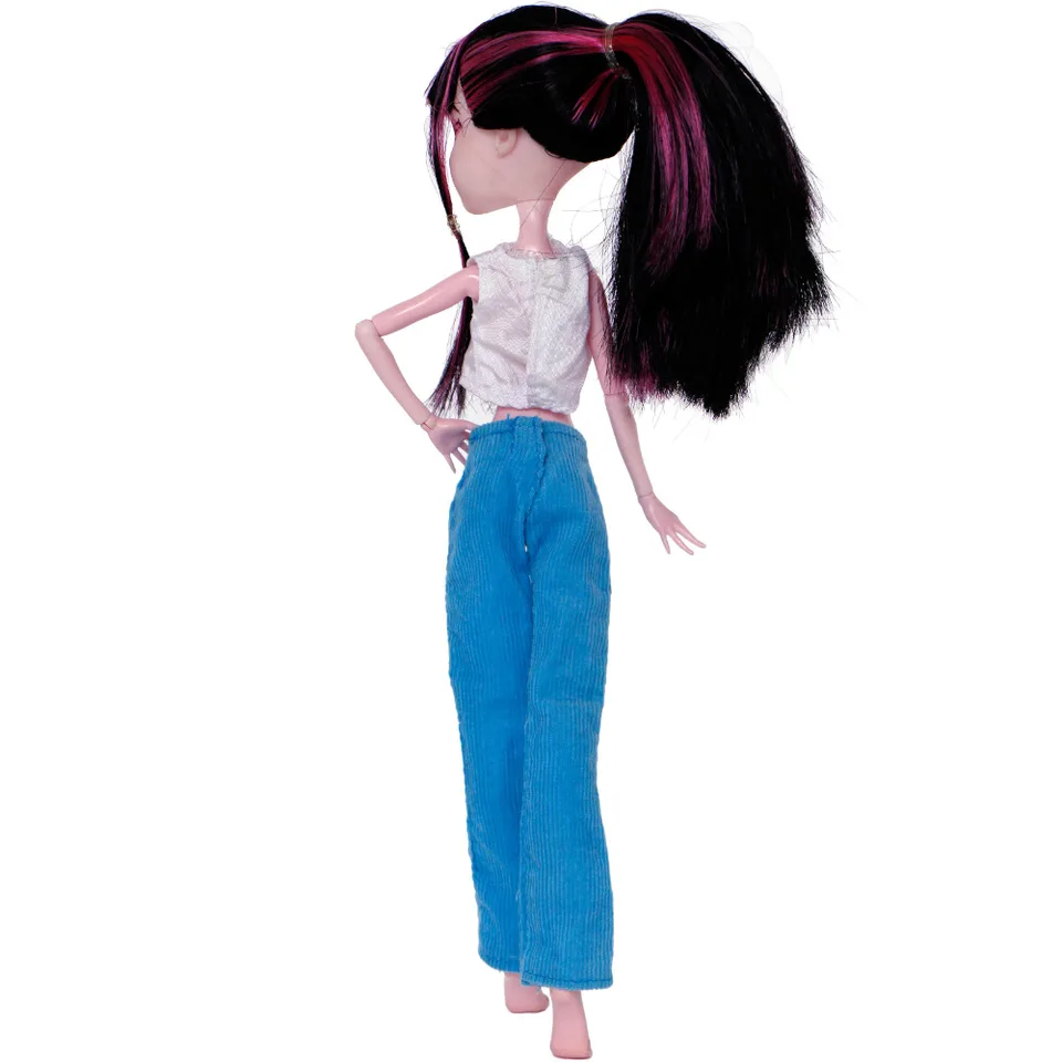 white monster high doll