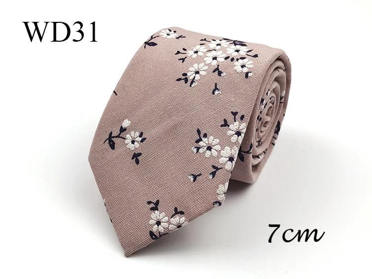 WD necktie 31