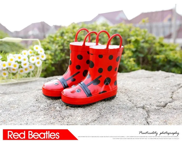 New 2015 Children Rain Boots Cartoon Kids Rubber Boots Bee  Frog  Beatles Girls Shoes Flat Rainboots Bota Baby Kids Shoes free shipping (7)