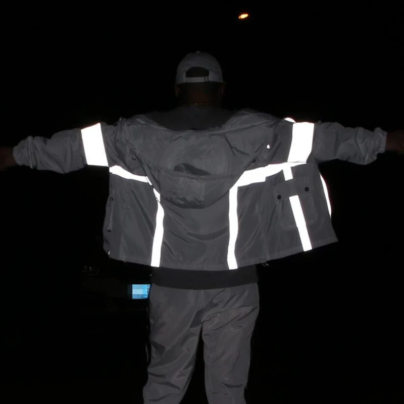 

Reflective Jacket Men Clothes 2019 Fall Windbreaker Brand Hip Hop Streetwear Hooded Mens Jackets Joggers Safety Windproof Coats