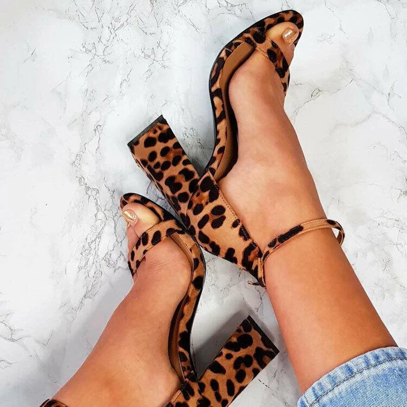 

2019 Summer Women Sandals Peep-toe Buckle Strap Sandals Party Leopard Print Yellow Square High Heels 10.5CM Sandals