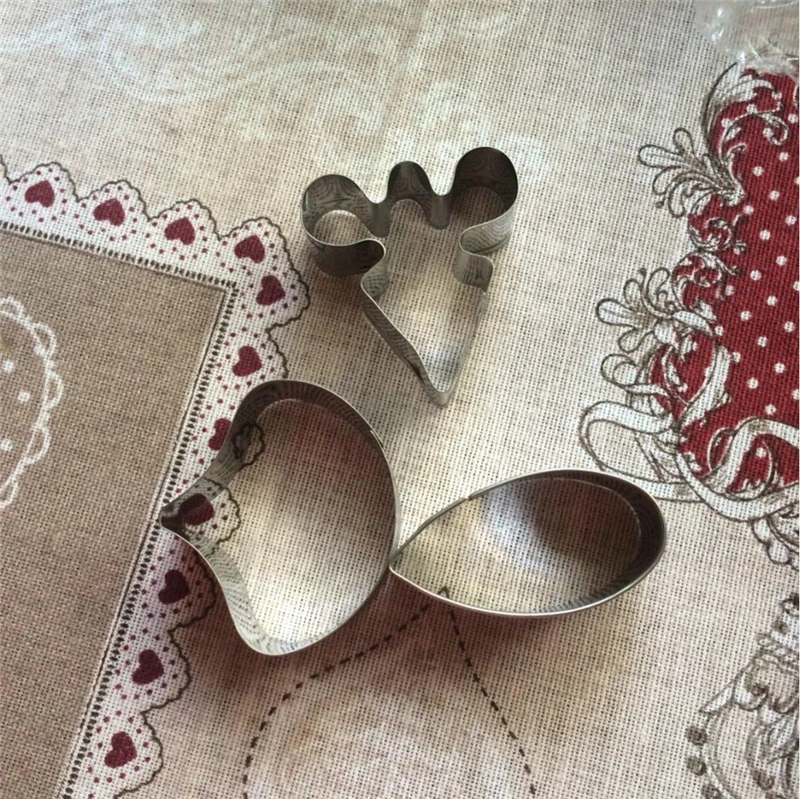 

DIY 3pcs/Set Orchid Pattern Fondant Flower Petal Bakeware Cookie Cutter Phalaenopsis Moth Mold Mould Cake Decorating Tools