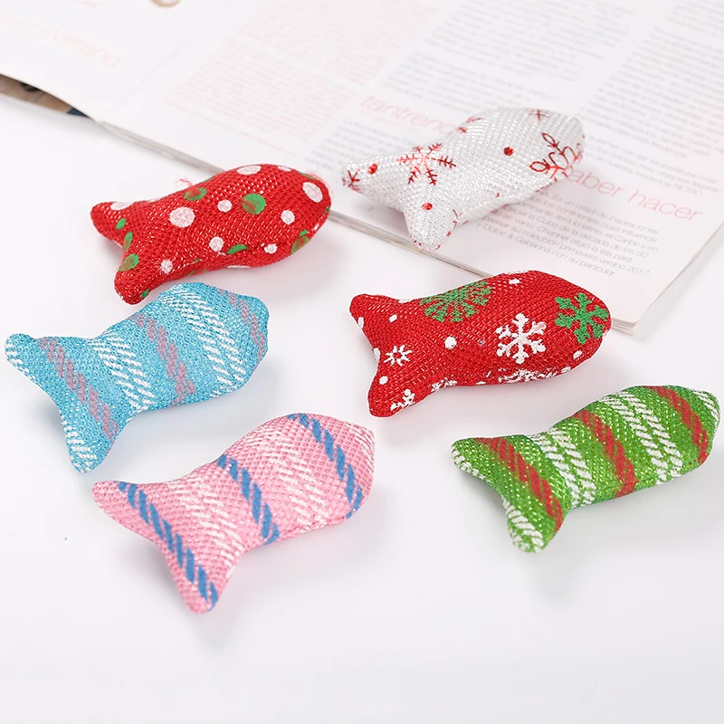 Christmas Fish Shape Catnip Toys 2018 New Interactive Toys For Kitten Cat Chewing Catch Pet