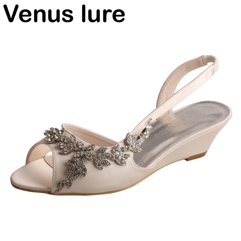 sandalia salto baixo para casamento