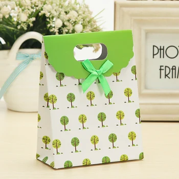 

10pcs Top Folded Paper Gift Bags Small Tree Leaf Flower Printing with Ribbon Bow School Gift Holder Birthday Party Candy Carrier
