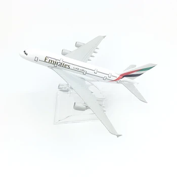 

1/400 Scale Aircraft Airbus A380 Emirates 16cm Alloy Plane Model Toys Children Kids Gift for Collection