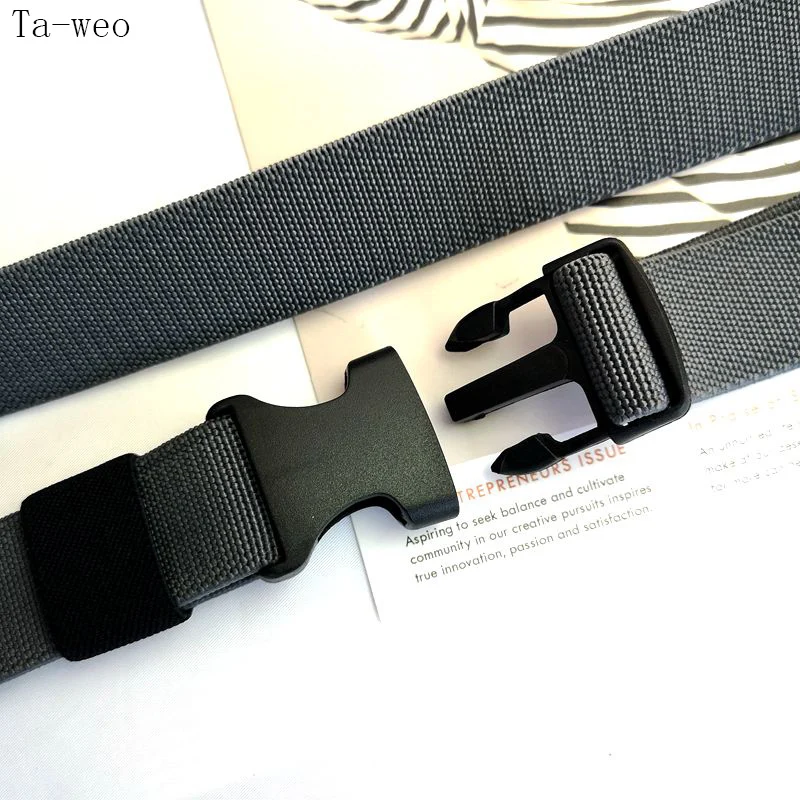 

Casual 1.2'' Wide Elastic Canvas Belts For Men, Plastic Plugging Buckle Belt For Women High Quality, Tactical Waist Belt