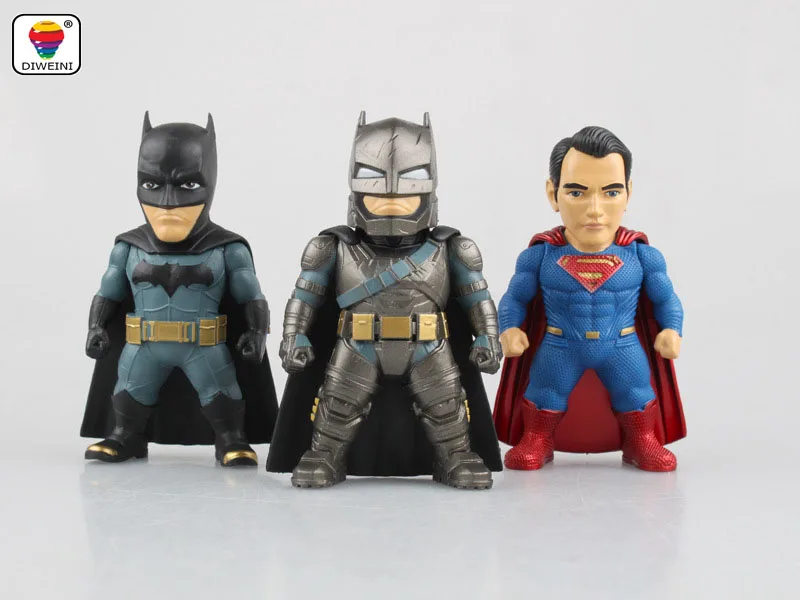 

DIWEINI Batman V Superman 3 pieces/sets painted 1/9 scale Armored Batman Superman ACGN PVC Action Figure Collectible Model Toys