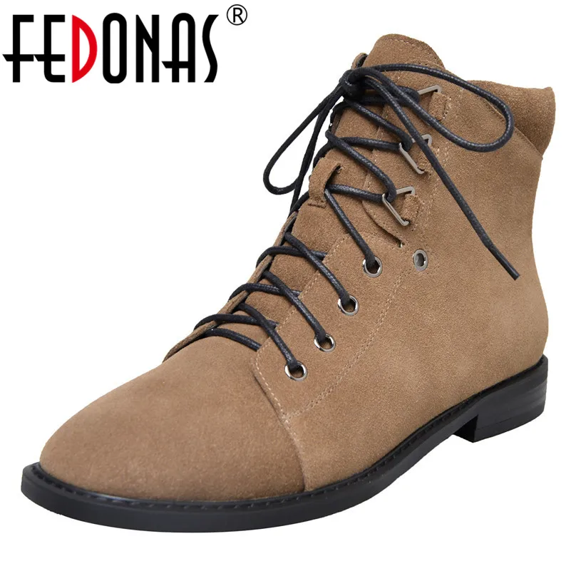 

FEDONAS Retro Women Cow Suede Ankle Boots Corss-tied Square Heels Martin Shoes Woman Short Warm Autumn Winter Shoes Woman Boots