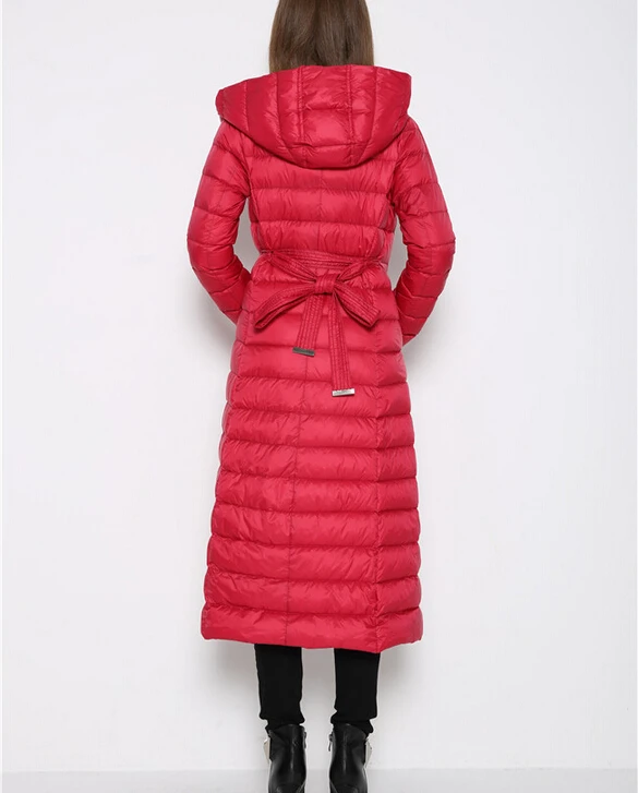 Женская теплая зимняя куртка, Женское пальто, белый Ультра-светильник, парка на утином пуху, ультра-светильник, пуховик, Длинная тонкая парка с поясом, верхняя одежда