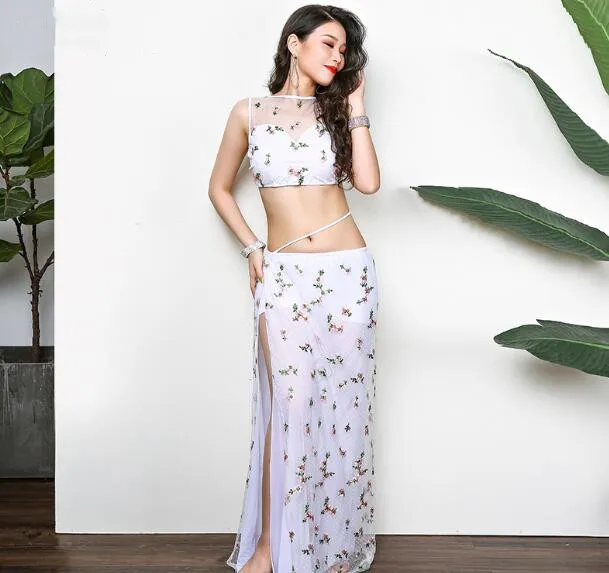 

2019 Summer New Arrival 2 Piece Women Oriental Dance Performance Show Wear Blouse Long Slit Skirt White Bellydance Outfit