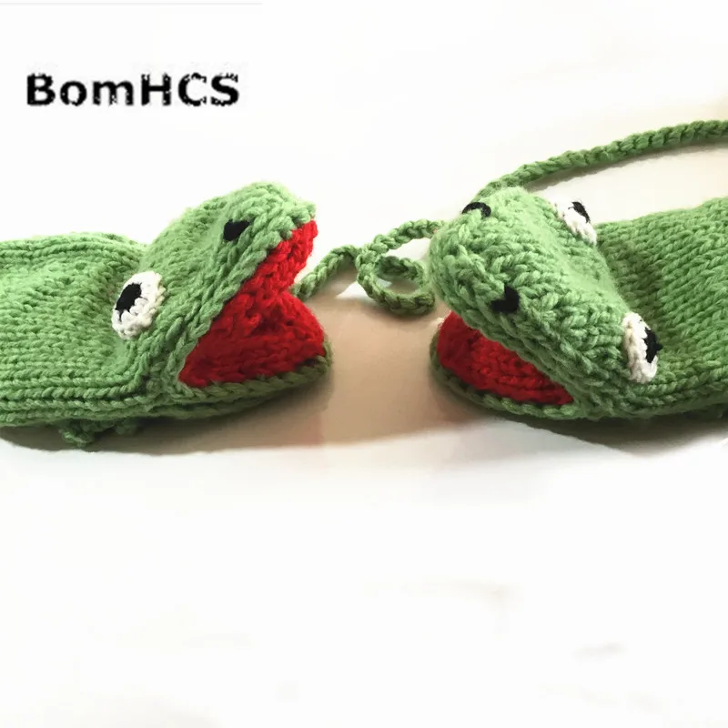 BomHCS Cute Green Frog Gloves 100 Handmade Knitted Winter Thick