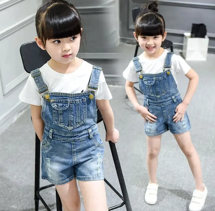 Children's wear, children's straps, jeans, shorts, big girls, summer