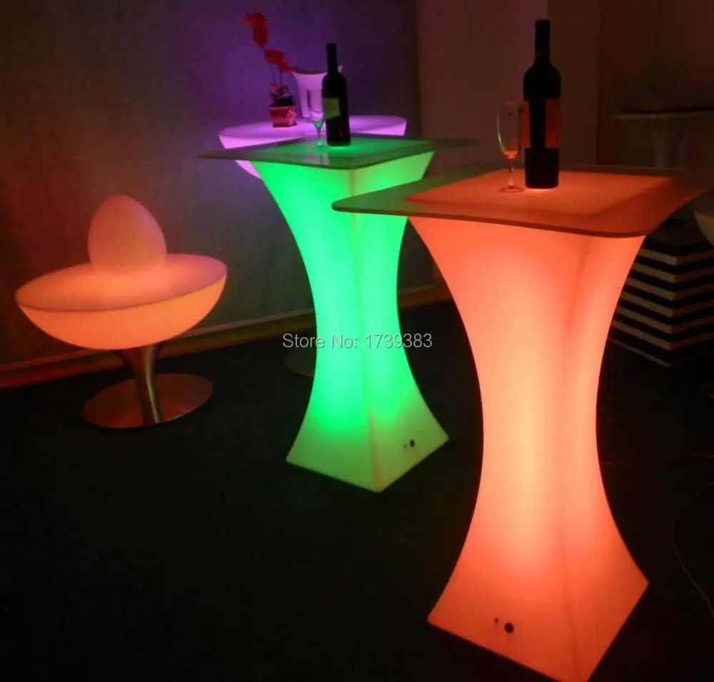 

Illuminated LED Square Cocktail Table for coffee station/Party/Hotel/Bar creative Coffee table LED Small pretty waist light