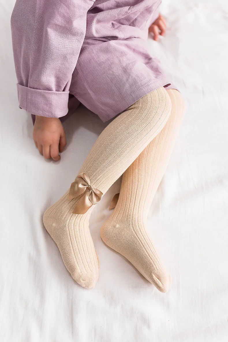 Novo Algodão Puro Grande pp Bebê Bottom Pantyhose Cor Pura Respirável Absorver Suor Bowknot Decoração Bonito Collants 3psc - Lot 8 Collants e meias