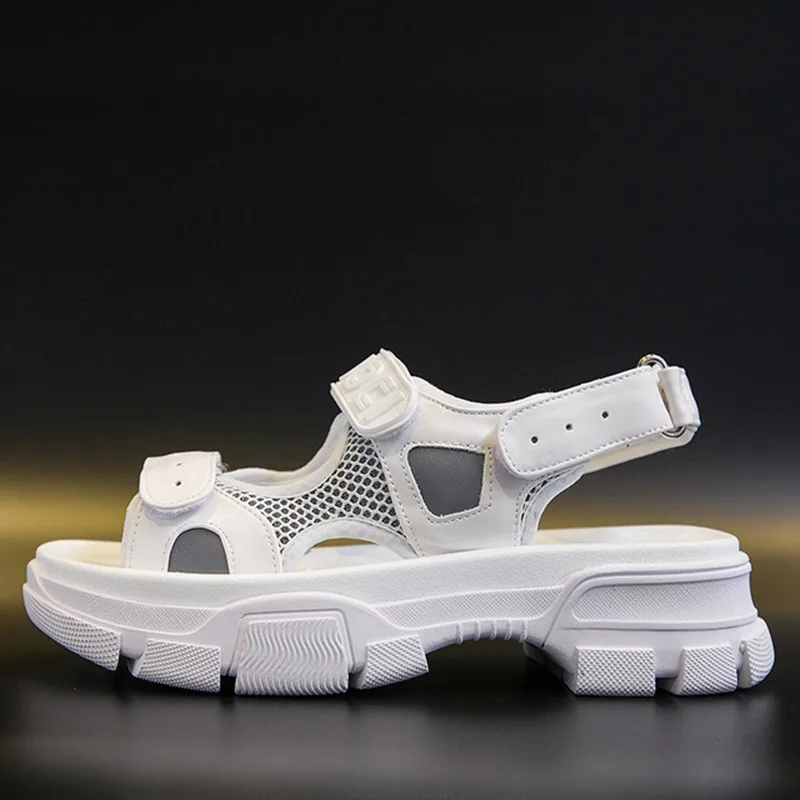 

Sandals female 2019 summer main push models Thick bottom wild comfortable fashion multi-color platform toe women's sandals