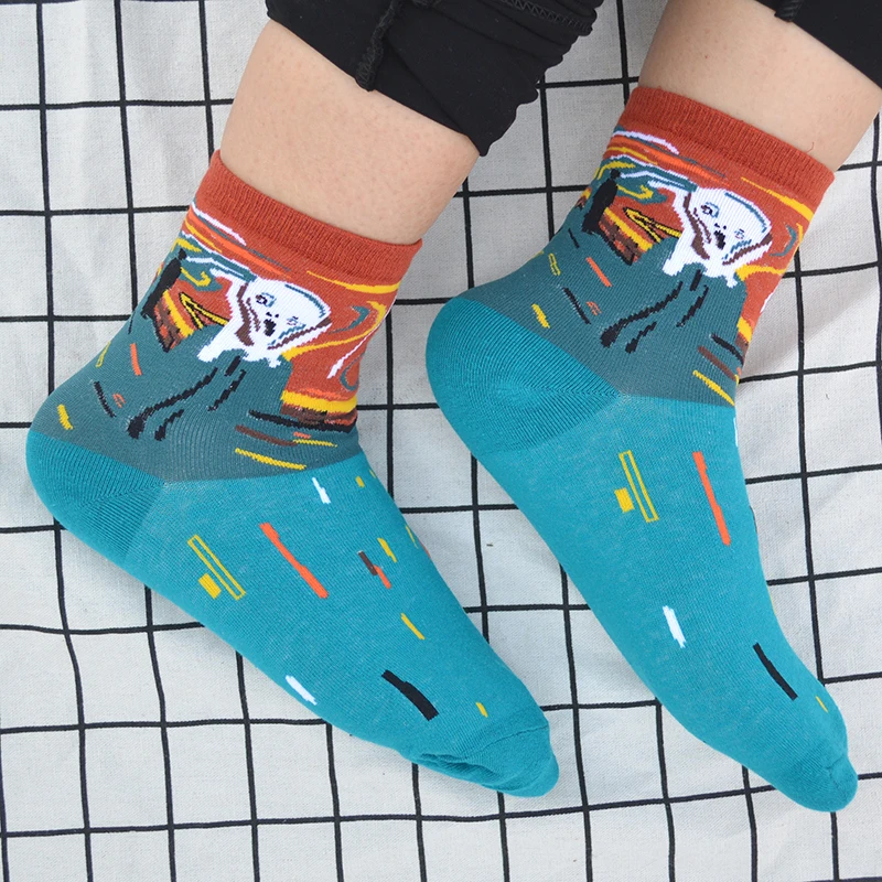 Kaufen 4 Paar satz Abstrakt Berühmte Ölgemälde Kunst Frauen Socken Schrei Kiss Sternenklare Nacht Mona Lisa Lustige Frauen Crew Socken mit Geschenk box