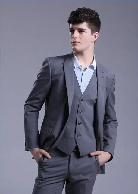 

2015 Classic Peak Lapel Gray Groomsman Wedding Suit Prom/Form/Bridegroom Suit ( jacket+Pants+vest+tie)
