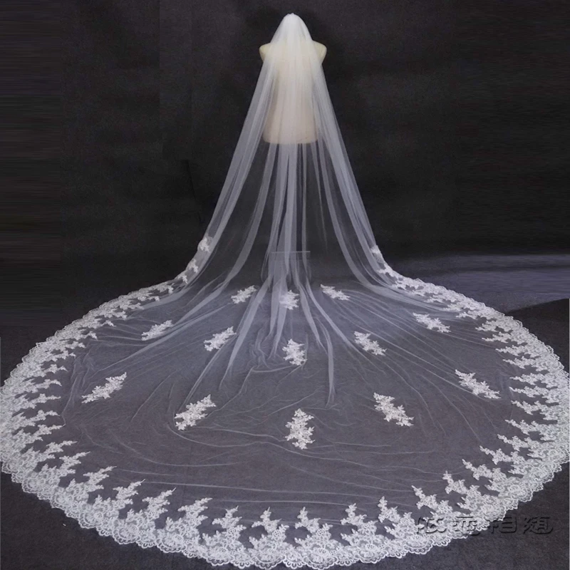 New Arrival 2023 hot Real Photo High Quality Blush Cover Face Cathedral Shiny Sequins Lace Wedding Veil & Comb New Bridal Veil