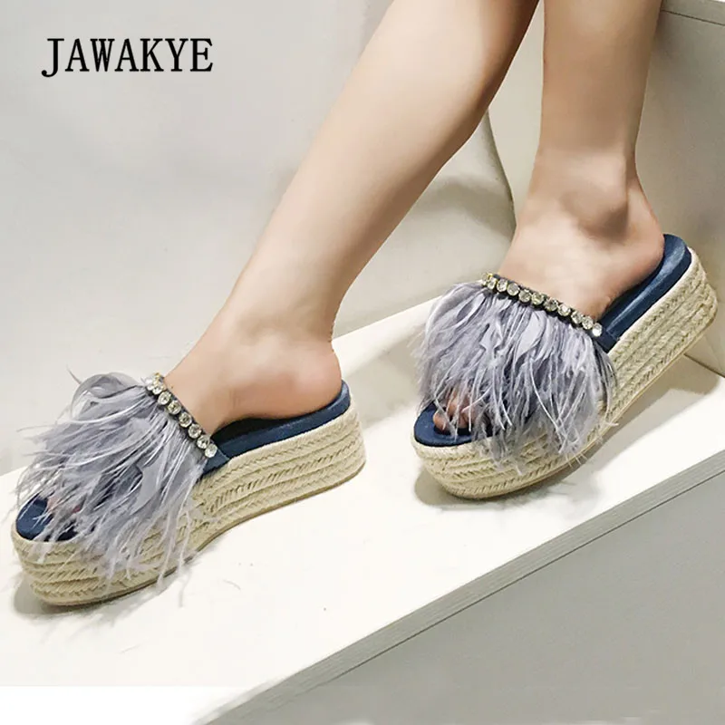 

2018 Blue Feather Denim Platform Wedges Sandals Woman Open Toe Rhinestone Straw Thick Bottom Slip Gladiator Sandals Femme