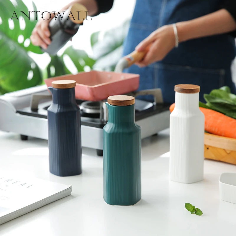 

ANTOWALL Nordic Style 4 Colors Matte Ceramic Tableware Oil Pot with Wooden Lid Soy Sauce Bottle Vinegar Bottle Kitchen Tool
