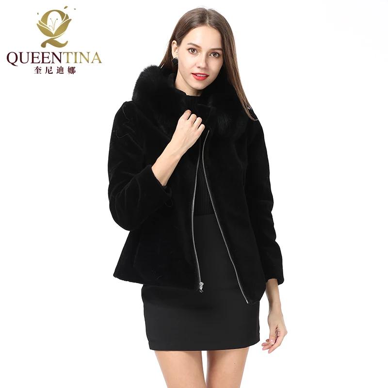 

Women Real Fur Coat with Fox Fur Collar Sheep Shearing Fur Coat Winter Sheep Coat Jacket Genuine Full Pelt Sheepskin Overcoat