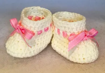 

handmade baby shoes, crochet baby shoes,ribbon shoe for girl