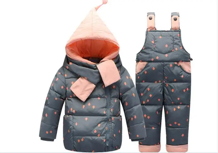 

Hot Baby Winter Duck Down Polka Dot Overcoat Sets: Hooded Coat + Pants, Infant Thick Duck Down 3 sets/lot Clothes Free shipping