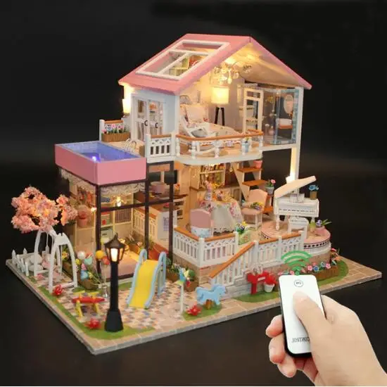 Doll House CASA DE BONECA Miniature Diy Puzzle villa Model Wooden Large size Building Dollhouse Toys Birthday Gifts