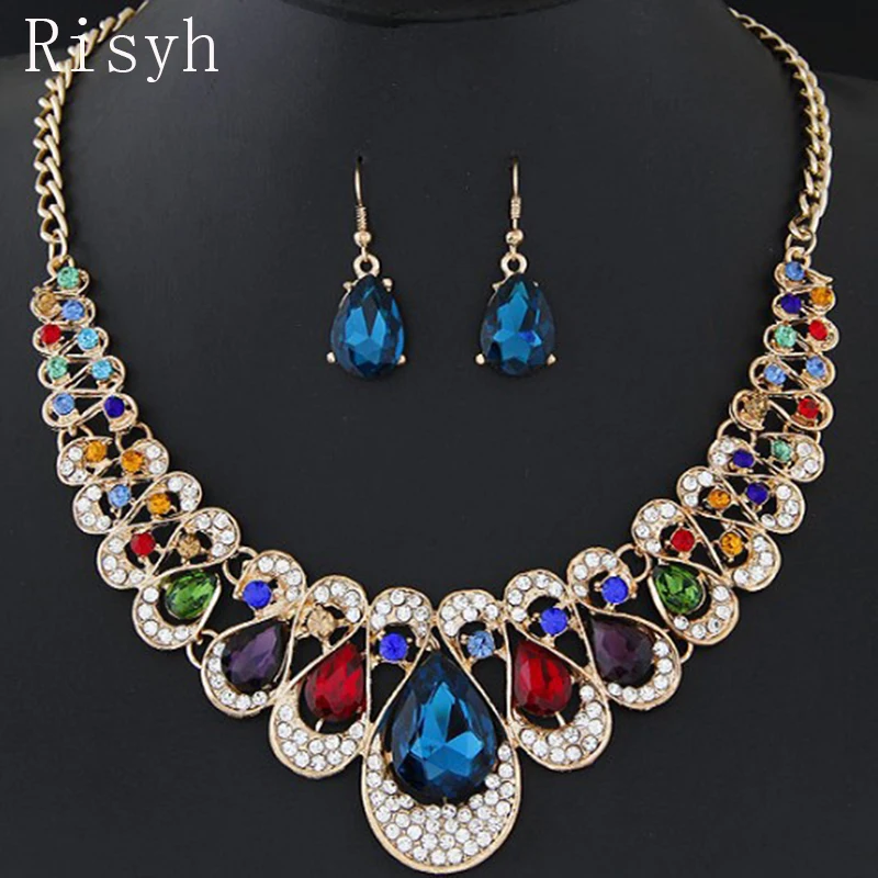 

Risyh Fashion Lady Necklace Set Alloy Rhinestone Droplet Necklace