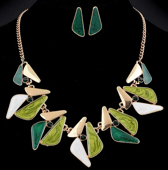 

Bohemia Style Fine Leave Shape Choker Necklace Set Earrings For Women Factory Price Jewelry Sets For Sale Gift