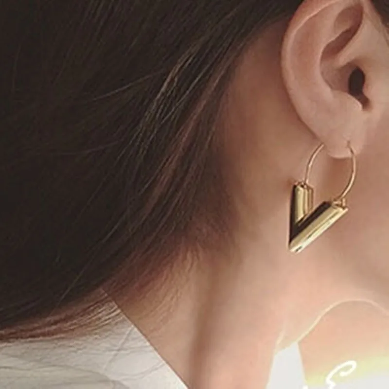 

Vintage Personality Gold Big V Shape Geometric Earrings for Women Exaggerated Dangle Earrings Brinco Earing Eardrops