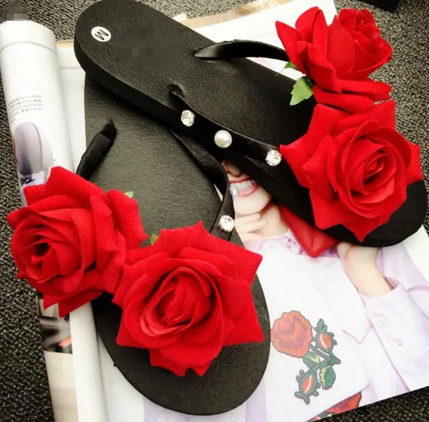 حجم كبير 42-43 النساء النعال الصيف شاطئ أحذية نسائية الأزياء فتاة الوجه يتخبط الأحمر روز زهرة الصنادل المياه المنبع أحذية حجم كبير 42-43 النساء النعال الصيف شاطئ أحذية نسائية الأزياء فتاة الوجه يتخبط الأحمر روز زهرة الصنادل المياه المنبع أحذية