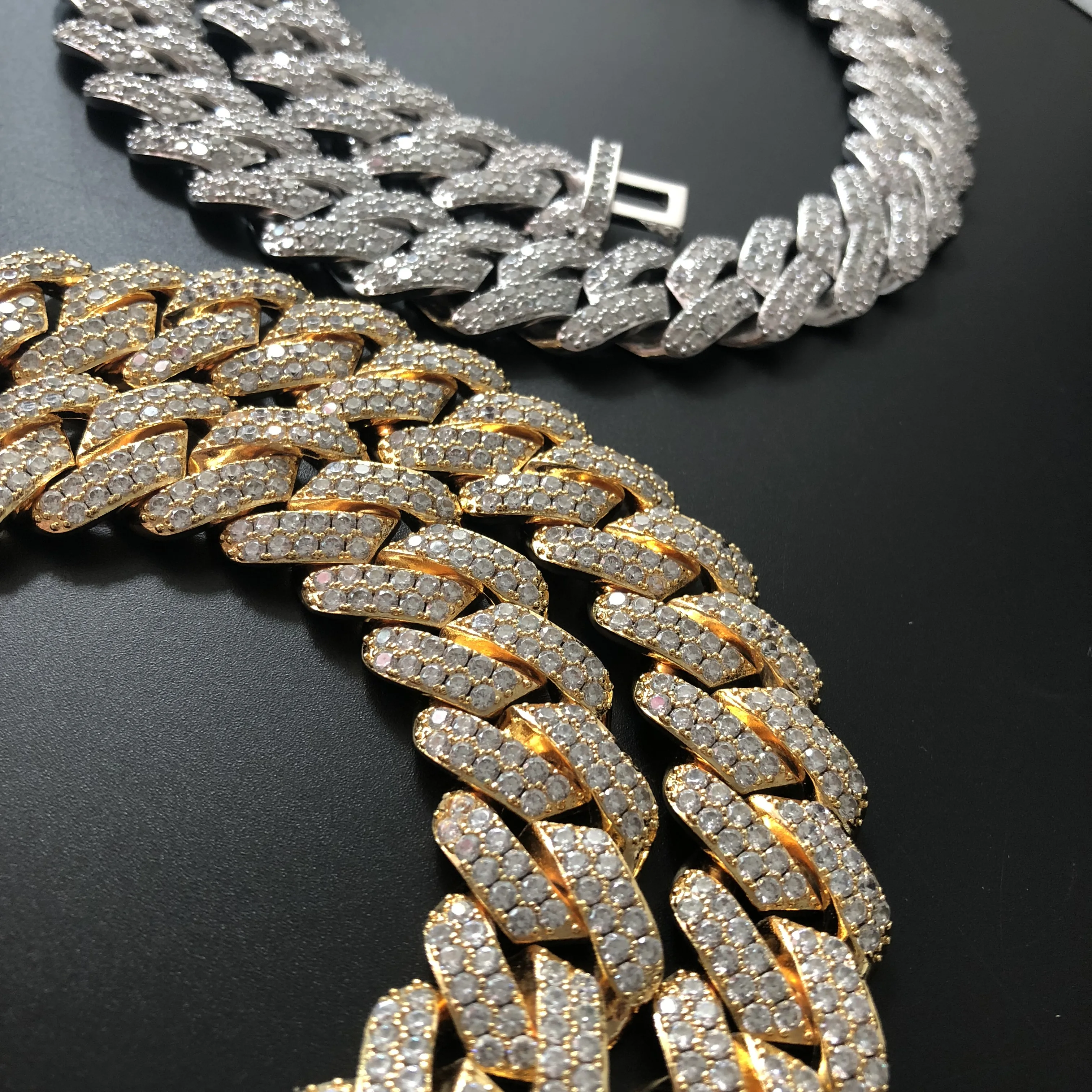 

Iced out 2 rows stones prong cuban link chain Hiphop Miami chain