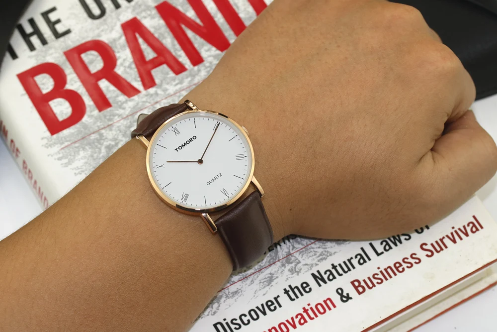 TOMORO супер тонкий кварцевые повседневное наручные часы бизнес Япония пояса из натуральной кожи аналоговые кварцевые часы для мужчин Мода