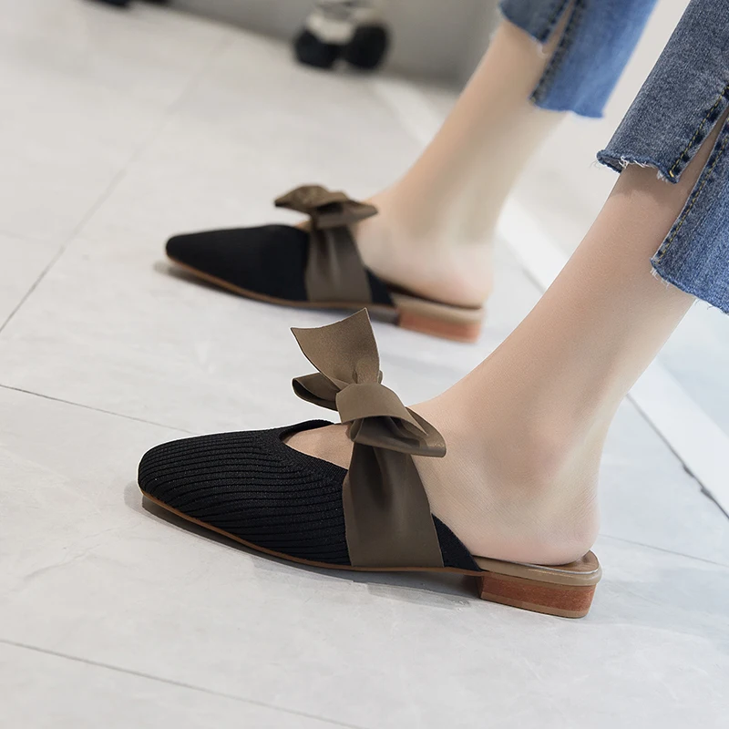 

Liren 2019 Summer Fashion Flock Belt Metal Decoration Slippers Round Toe Low Square Heels Lady Slippers Sandals Size 35-41