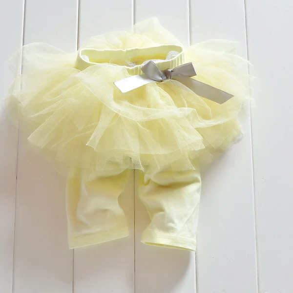 Модные леггинсы-кюлоты для маленьких девочек газовые штаны праздничные юбки-пачки с бантом 3 цвета - Цвет: Цвет: желтый